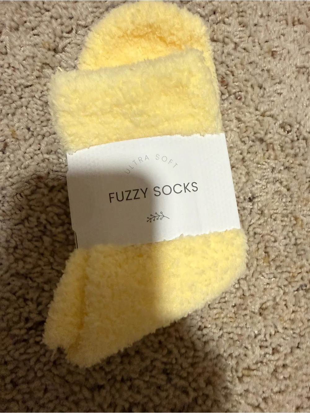 Gift Box Love Co. Plush Yellow Women's Bath & Body Cozy Socks